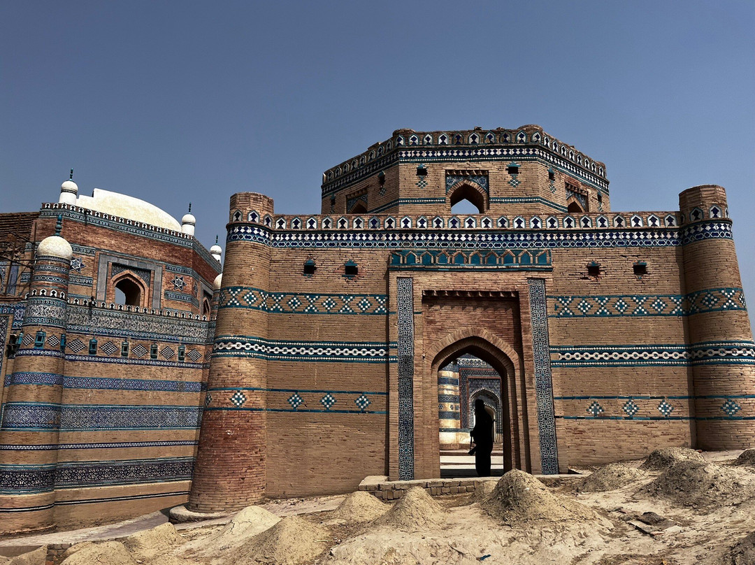 Tomb of Bibi Jawindi-Bahawalpur必去景点