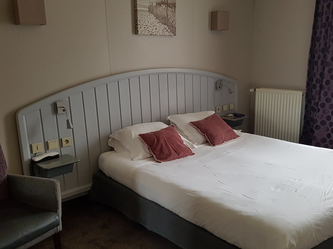 Cit'Hotel le Challonge主图