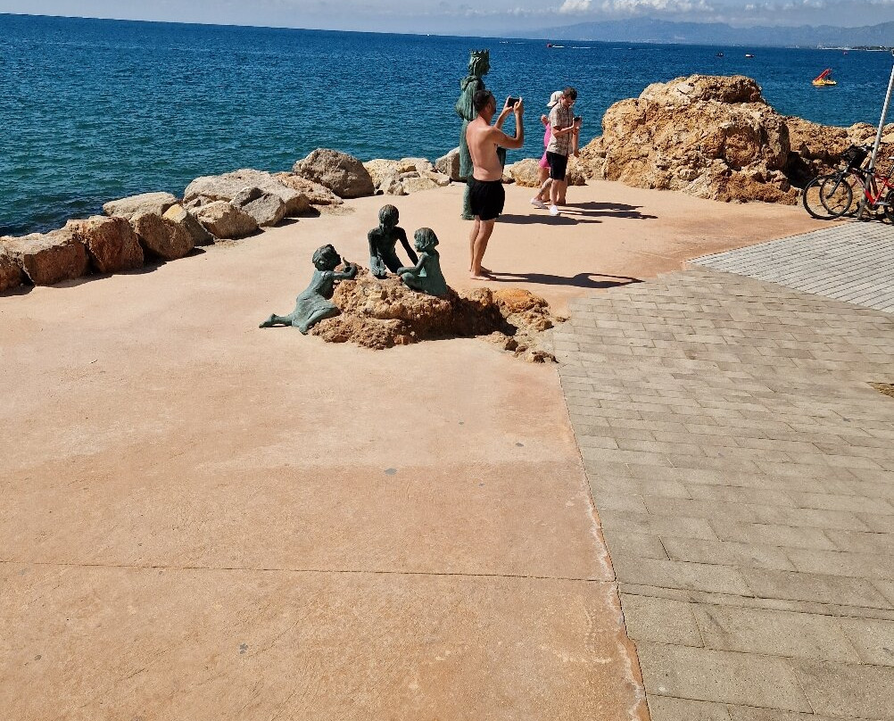 Beach Scene Monument景点图片
