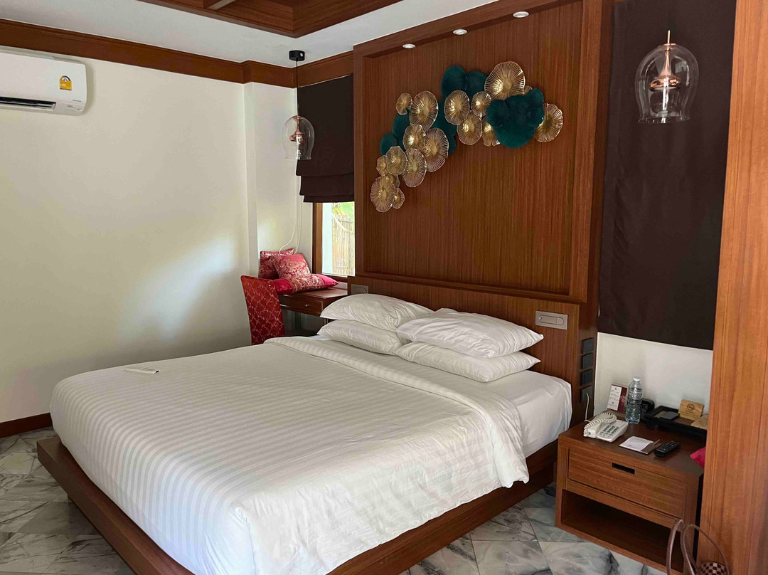 莱雷湾度假村主图