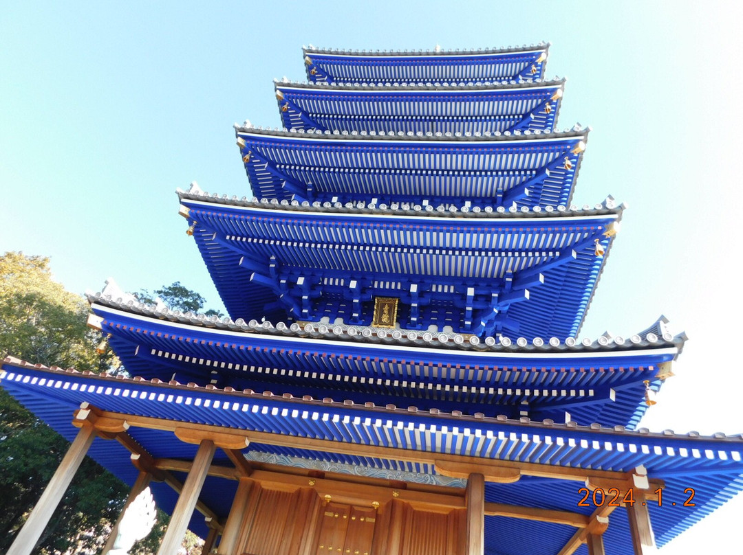 Nakayama-dera Temple Gojunoto-宝冢市必去景点