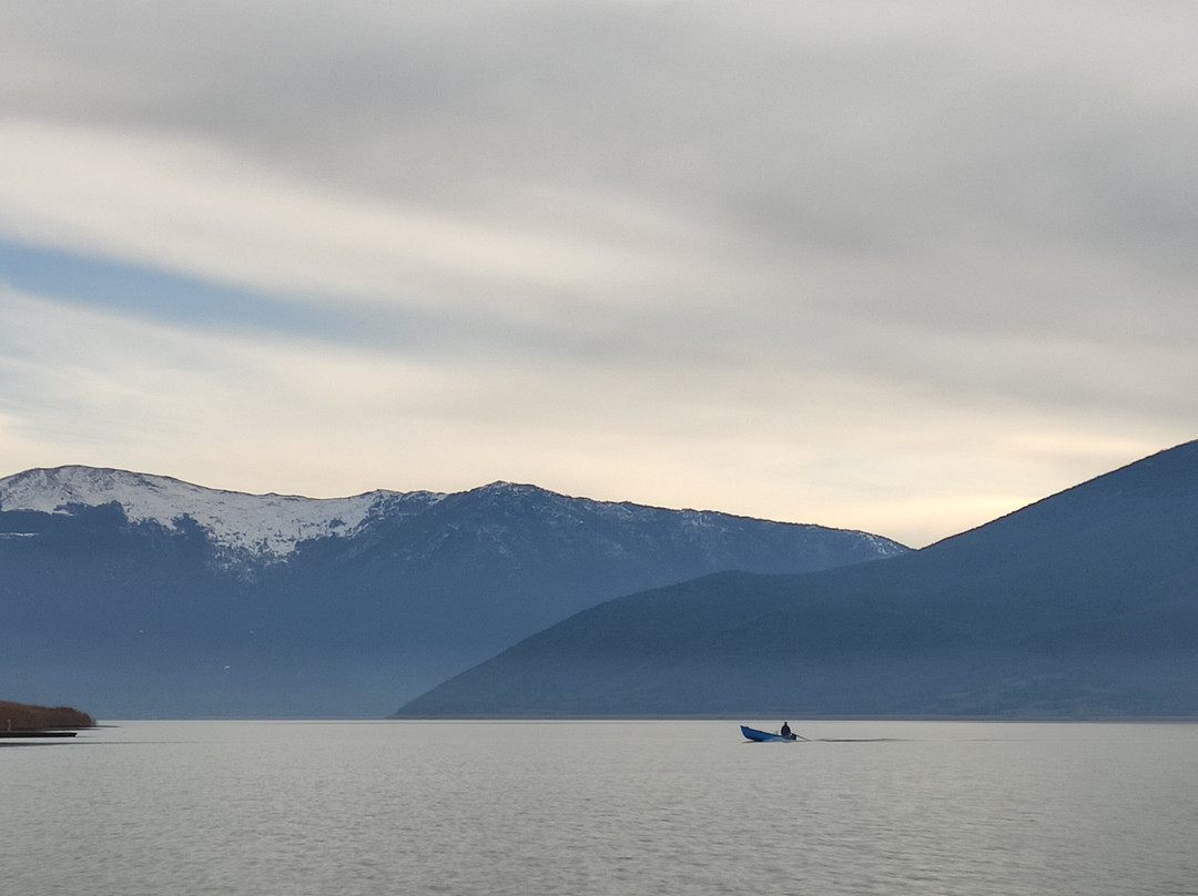 Agios Achillios island景点图片