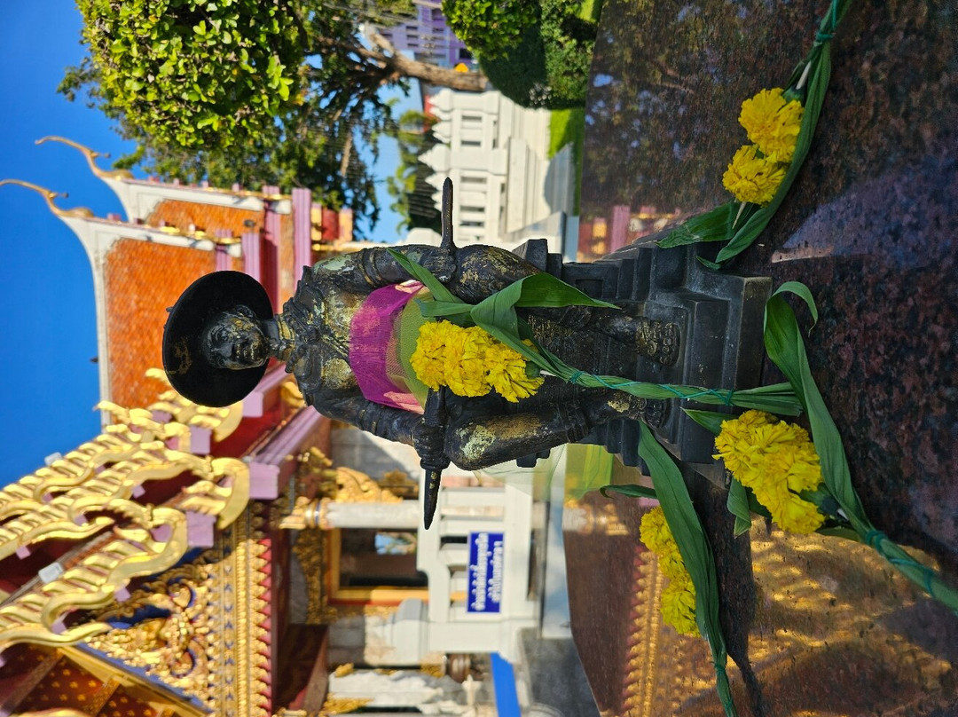 Shrine of King Taksin the Great-来兴必去景点