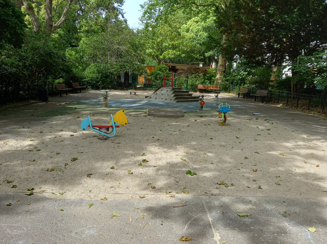 Square Saint-Roch-勒阿弗尔必去景点