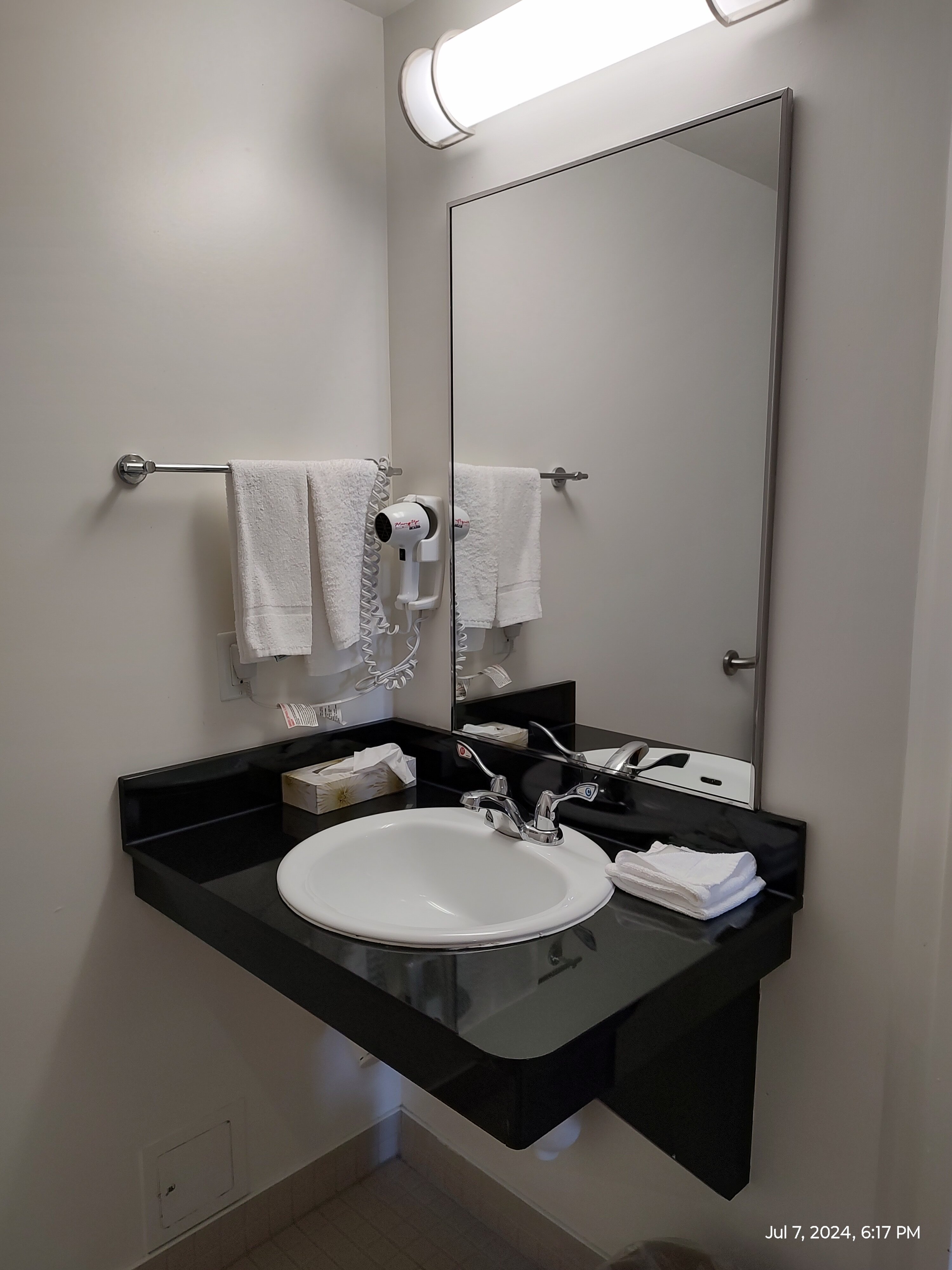 Motel 6 Kingston-官方