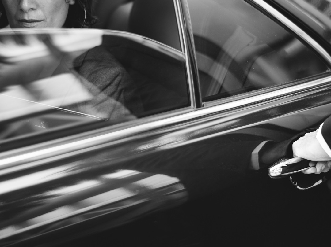 845-307-5300 | Bovina Center, NY | Taxi Service | Airport Transfer