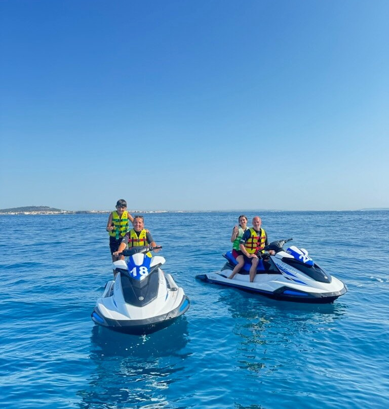 Playa Watersports-Vias必去景点