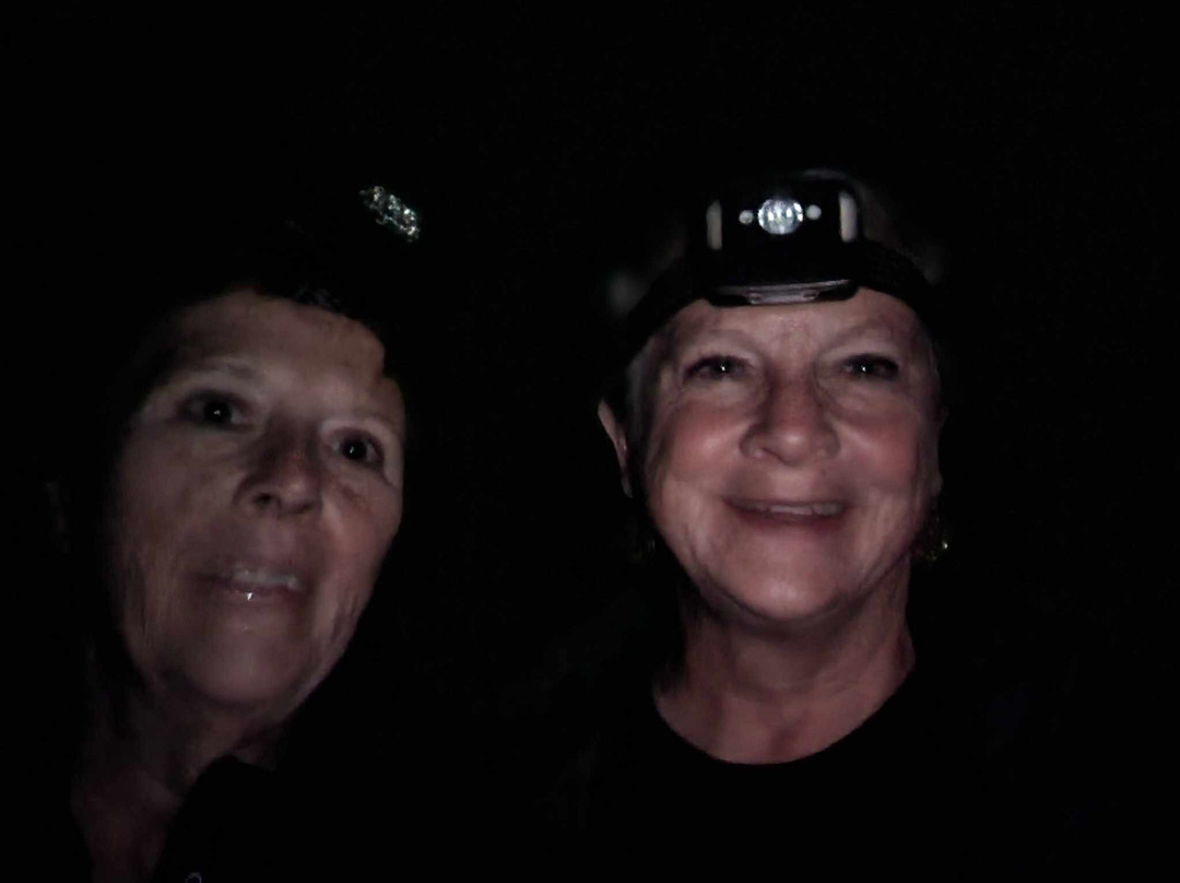 Boyd Cave-本德必去景点