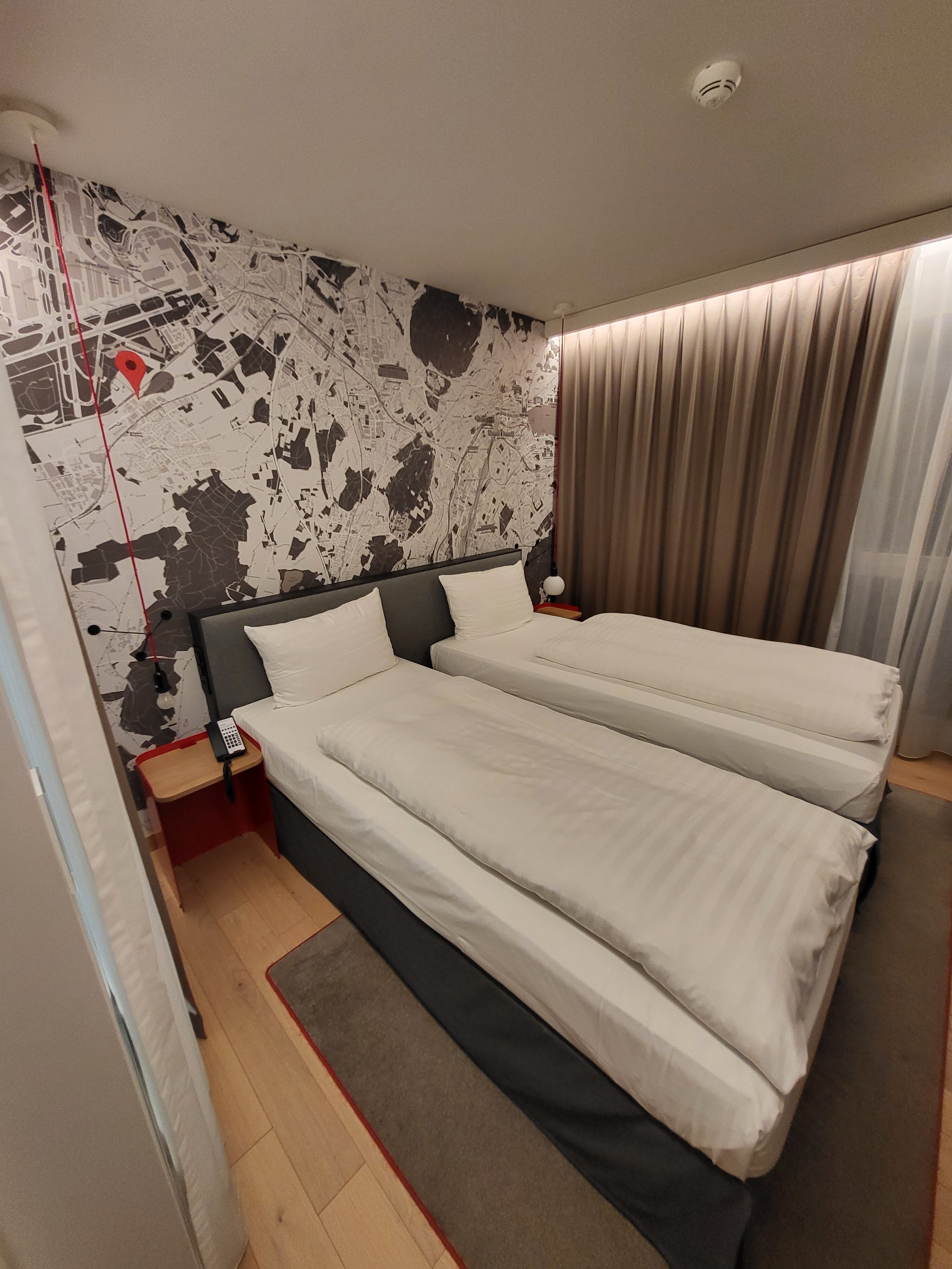 IntercityHotel Zurich Airport-客卧