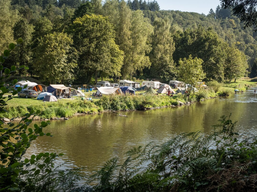 Camping Huttopia Vallée De La Semois