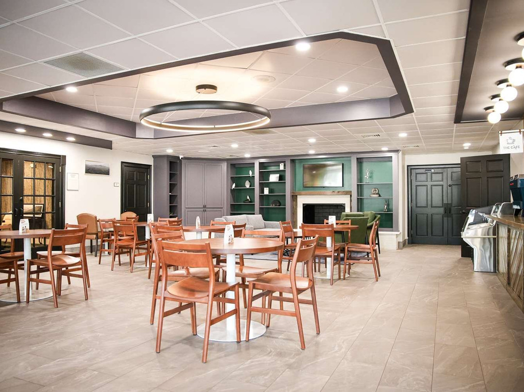 The Inn At Tree City BW Signature Collection主图