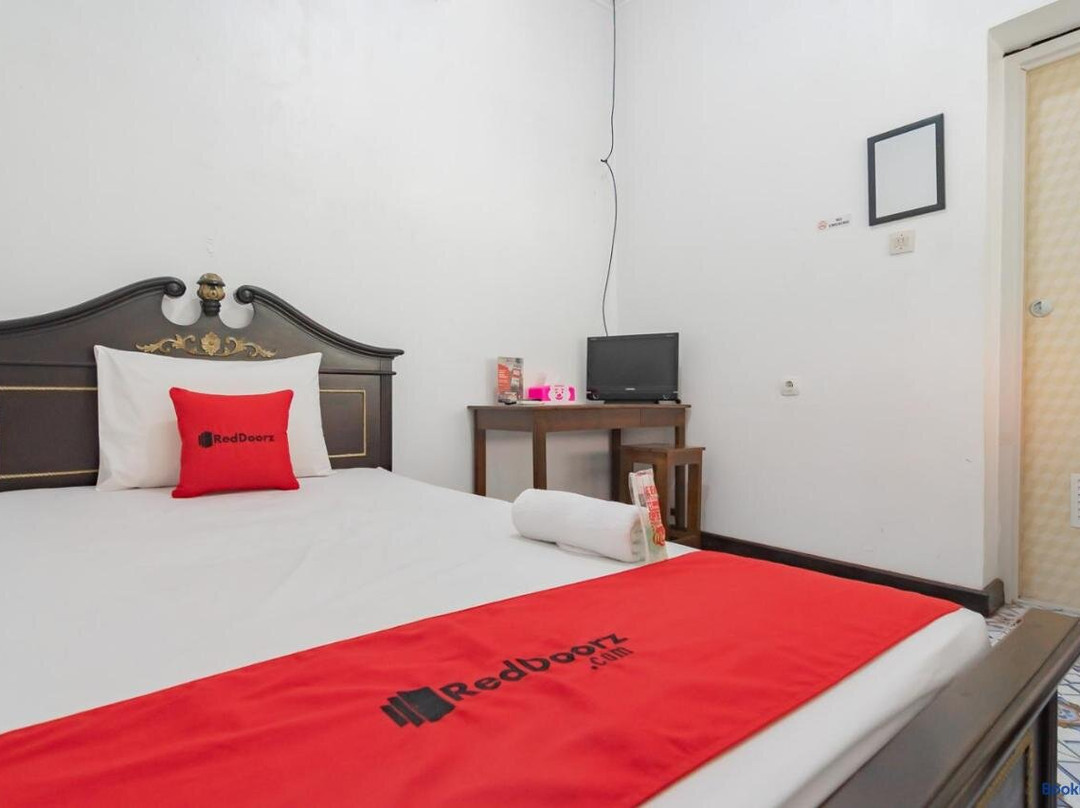 RedDoorz Syariah @ Kolonial Guest House