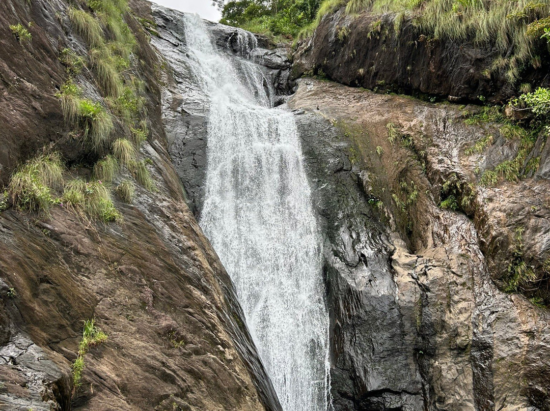 Kattikkayam Waterfalls-科塔亚姆必去景点