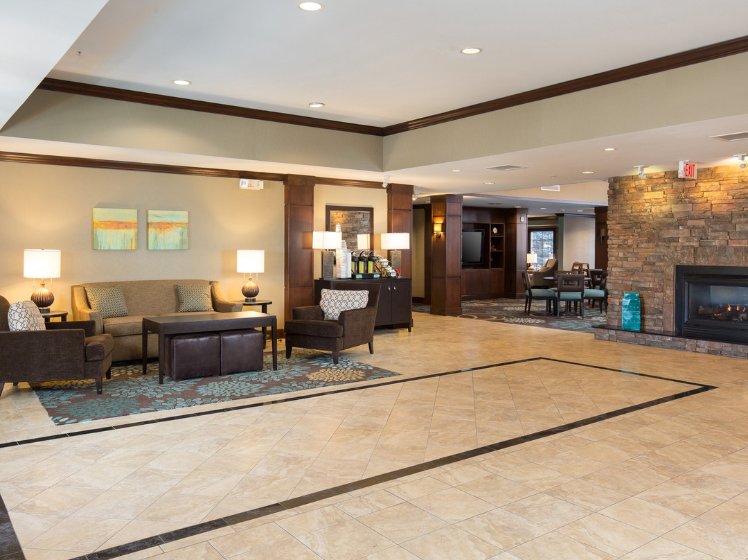 Staybridge Suites Toledo - Maumee By IHG主图