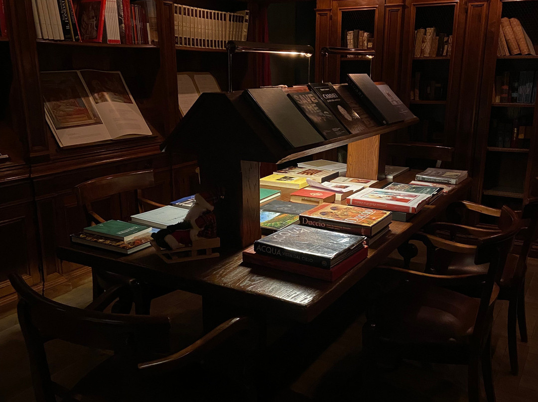 Palazzo Seneca主图