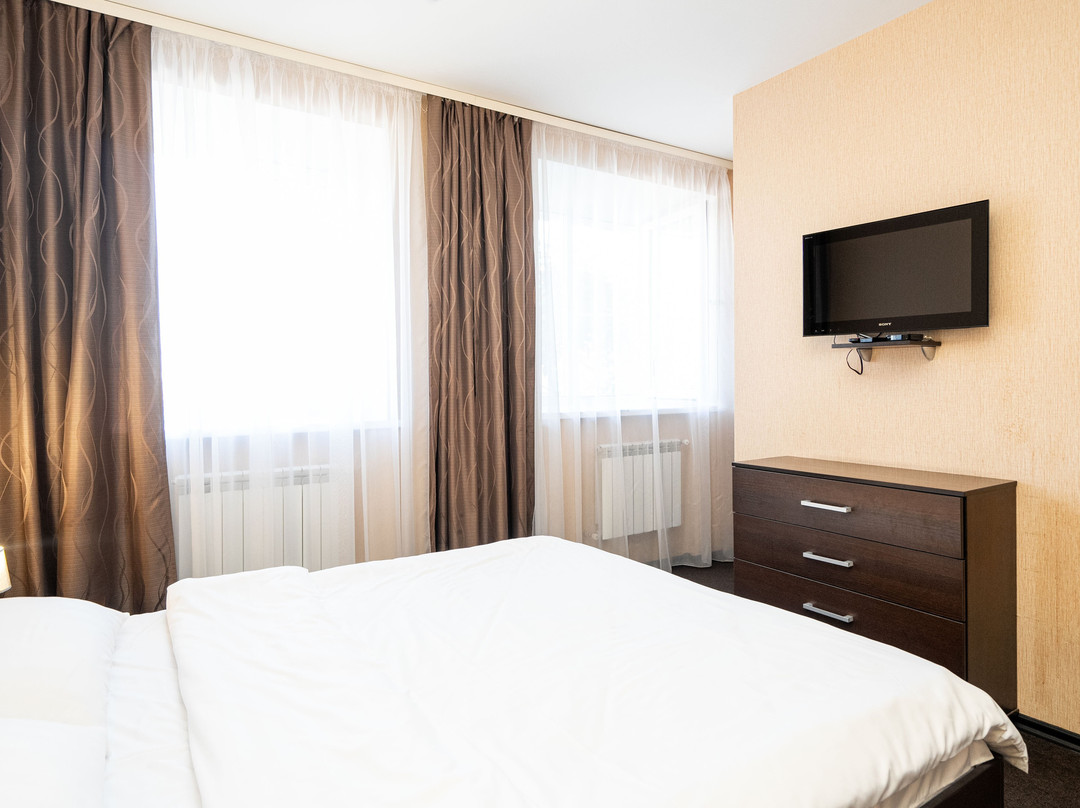 Dubrava Hotel主图