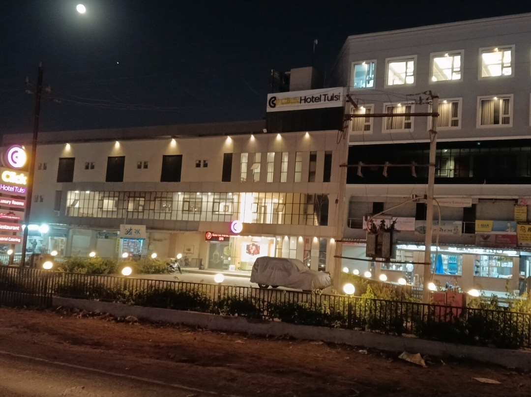 Click Hotel Tulsi
