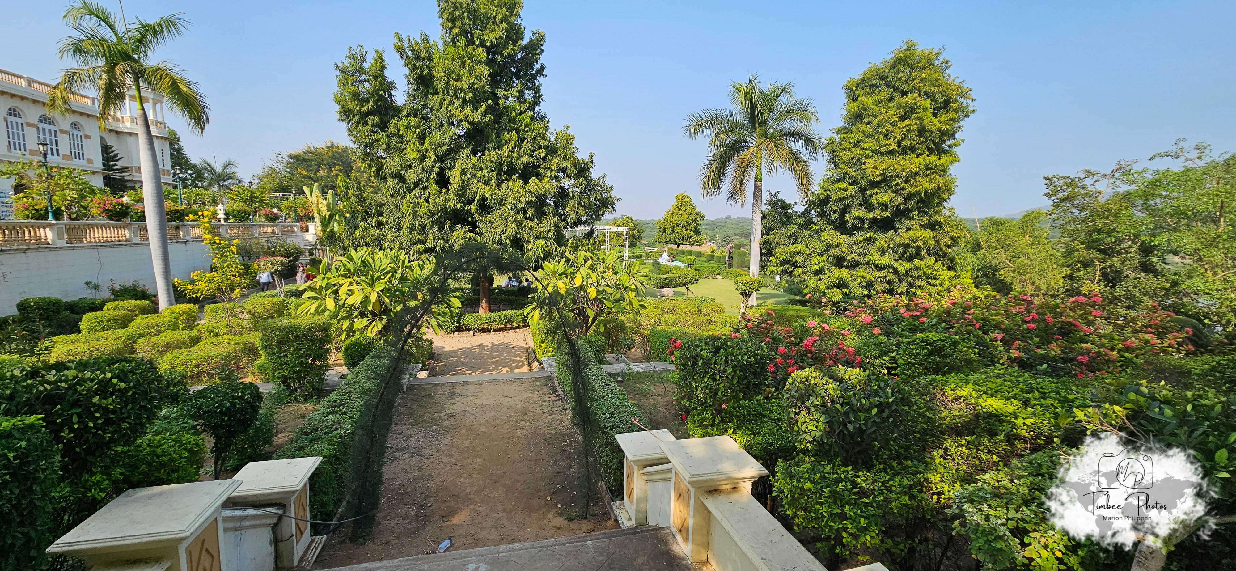 Balaram Palace Resort-浴室