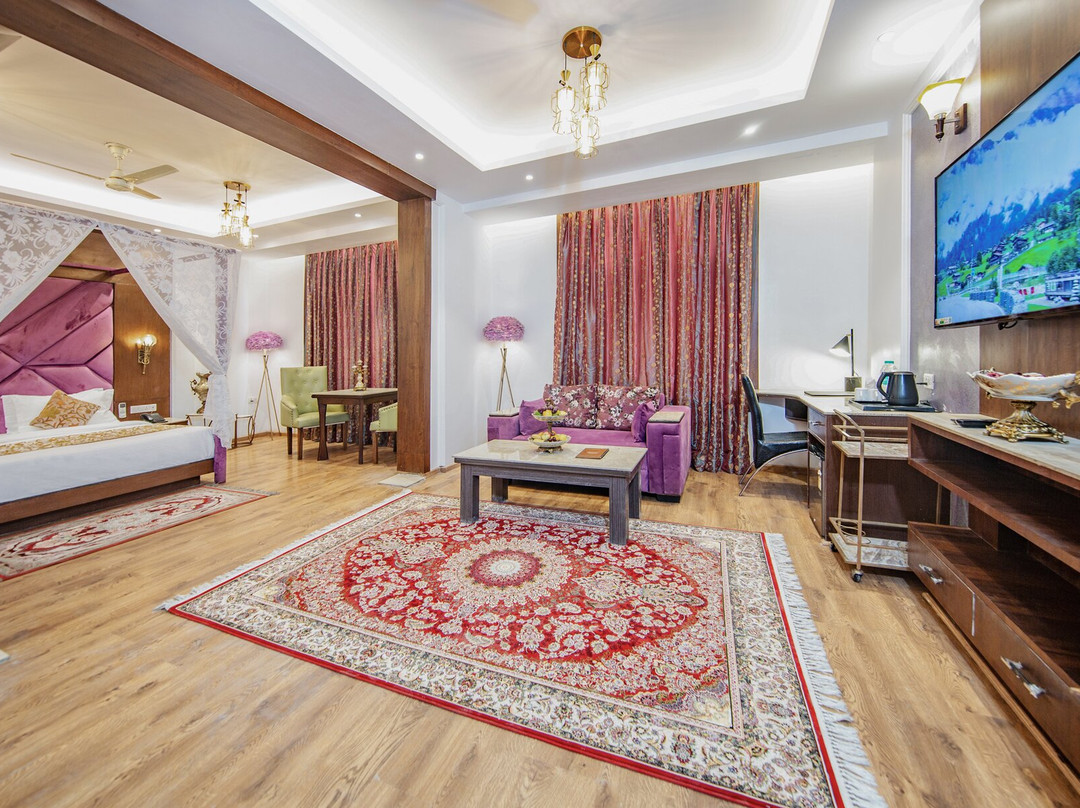 Hotel Solar Residency主图