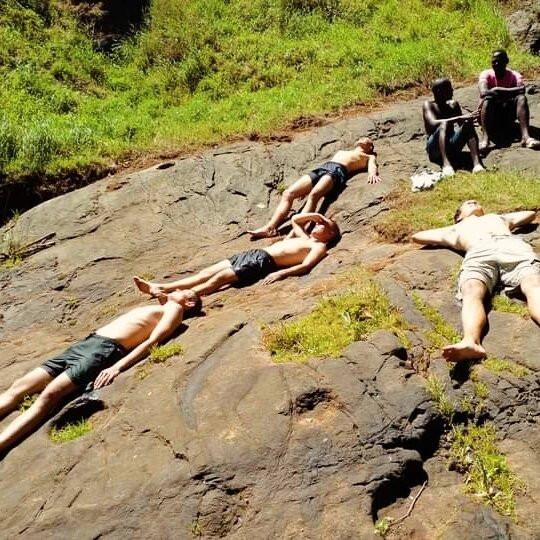 Kaporogwe Falls-Tukuyu必去景点