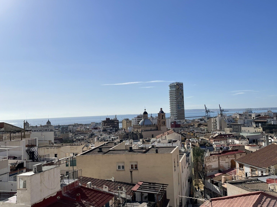 Barri Vell Santa Creu景点图片