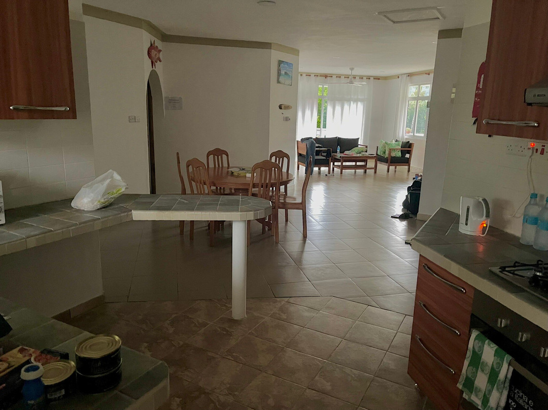 340 Degrees Mountain View Apartments主图