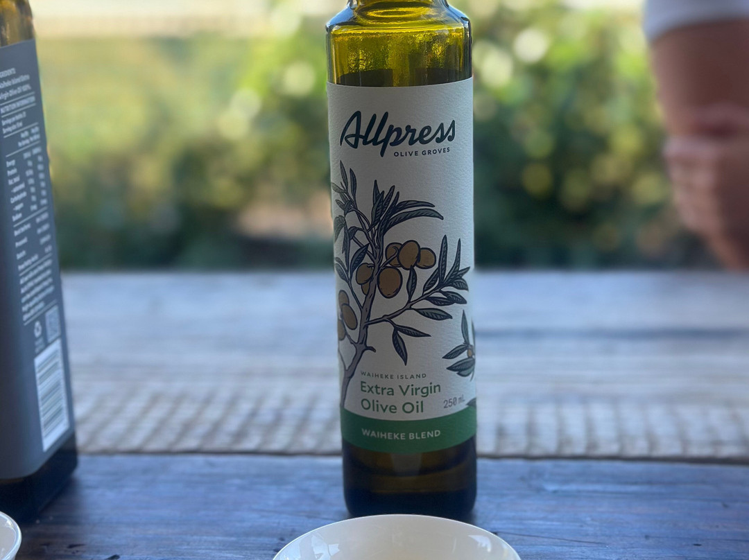 Big Aroha Tours-怀系奇岛必去景点