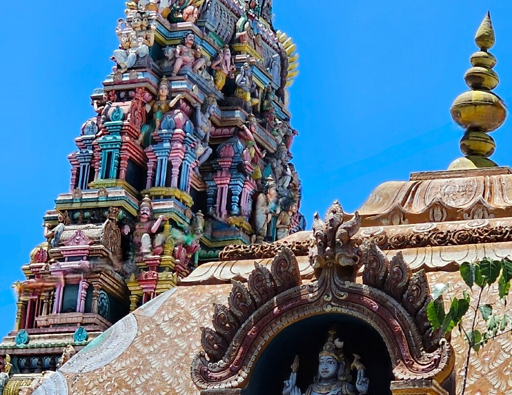 Kaylasson Temple-路易士港必去景点