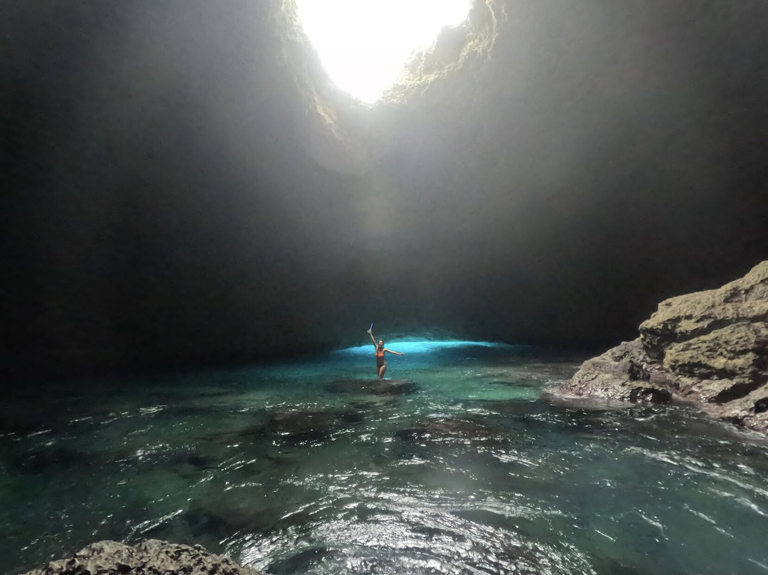 Blue Cave-塔纳岛必去景点
