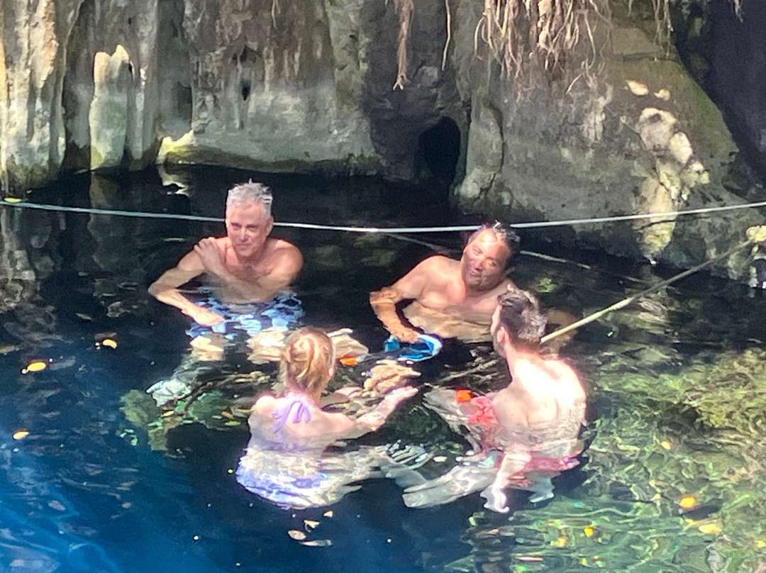 Cenote Yaal Utzil-Mucuyche必去景点