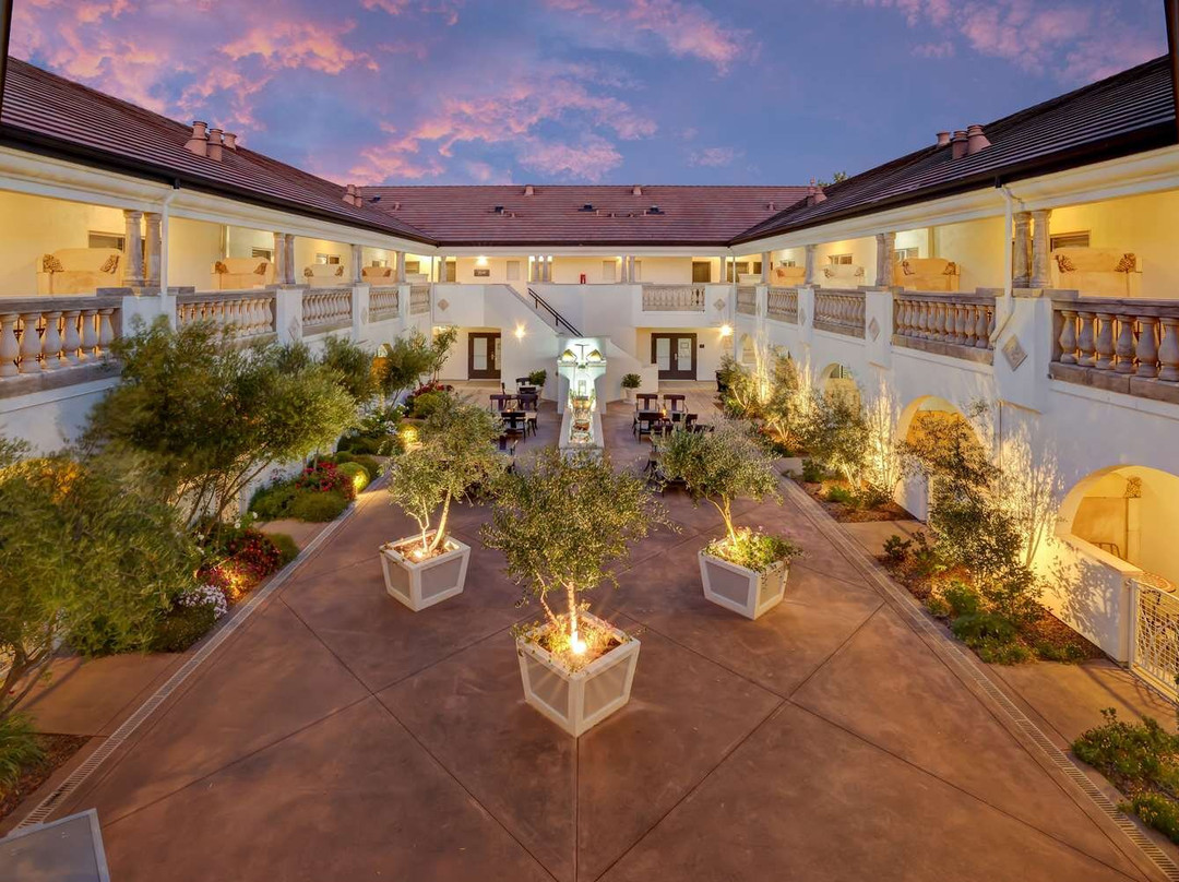 The Lodge at Healdsburg, Tapestry Collection by Hilton主图