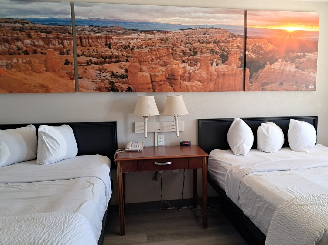 Days Inn by Wyndham Safford