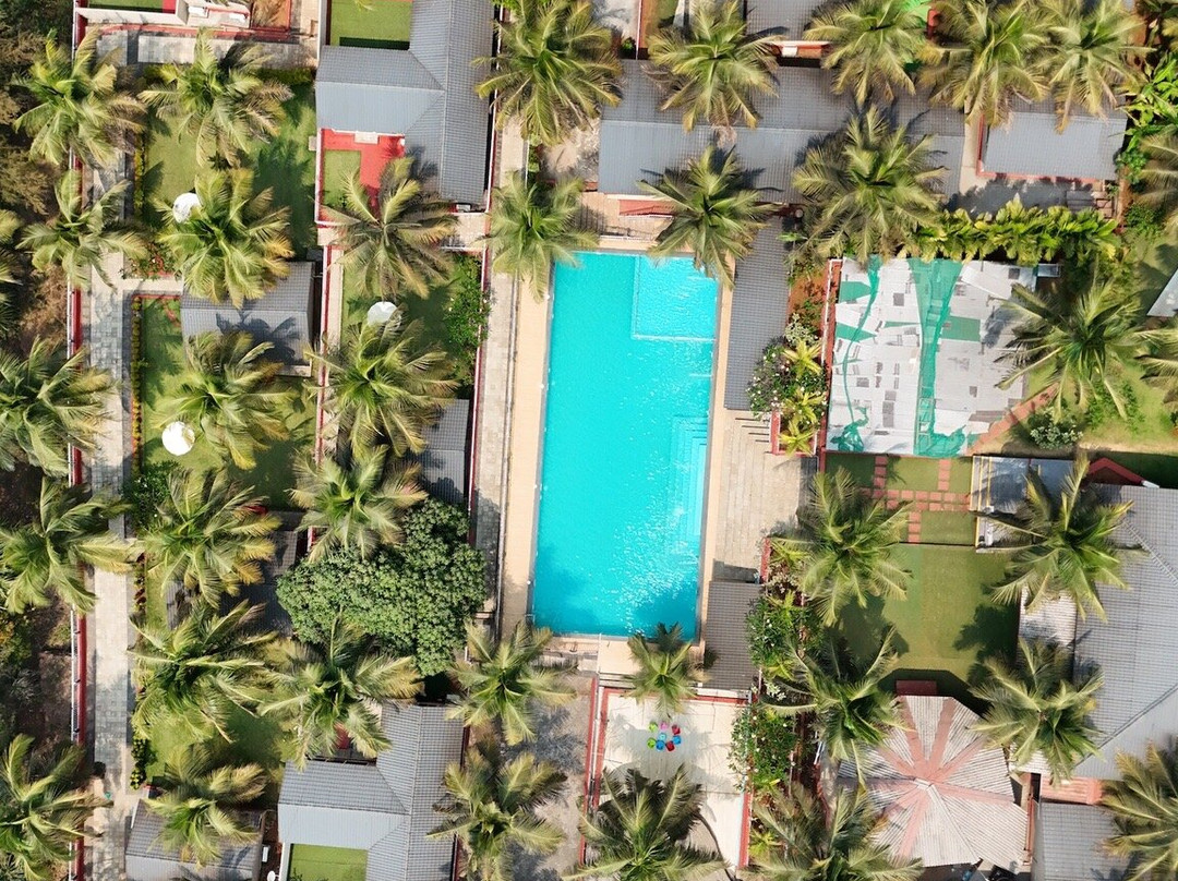 The Woods Beach House Guhagar