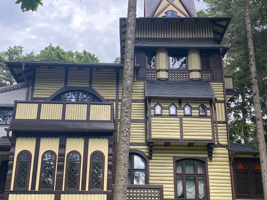 Okhotnichiy Domik-斯韦特洛戈尔斯克必去景点