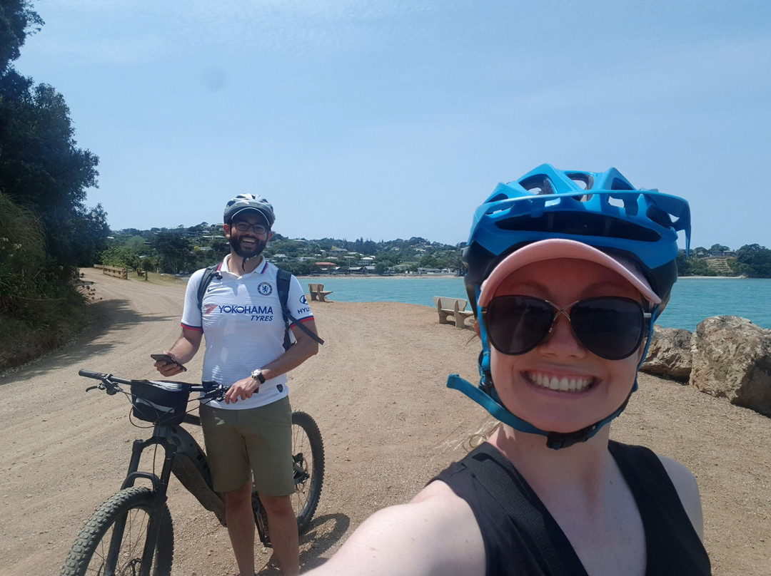 Sunrise eBikes Waiheke景点图片