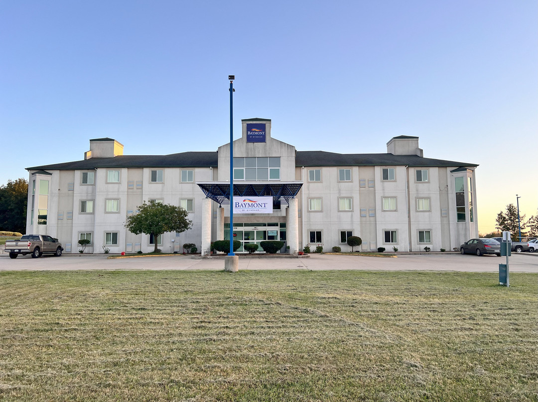 Baymont By Wyndham Kingdom City主图