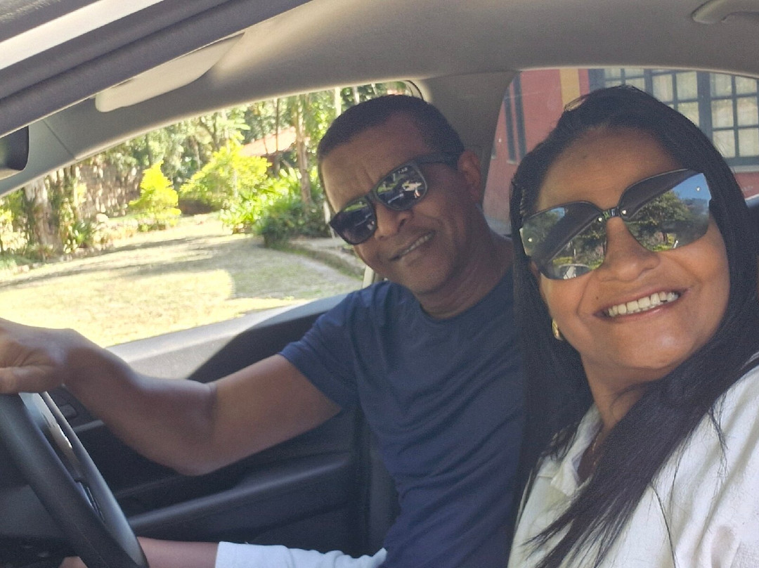 Praia de Pitangueiras-瓜鲁雅必去景点