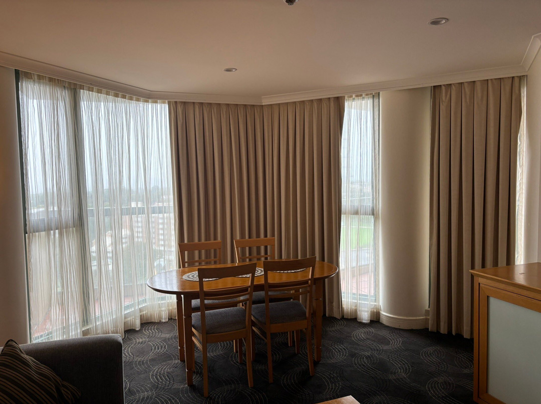 赛贝尔里斯等策查斯伍德酒店主图