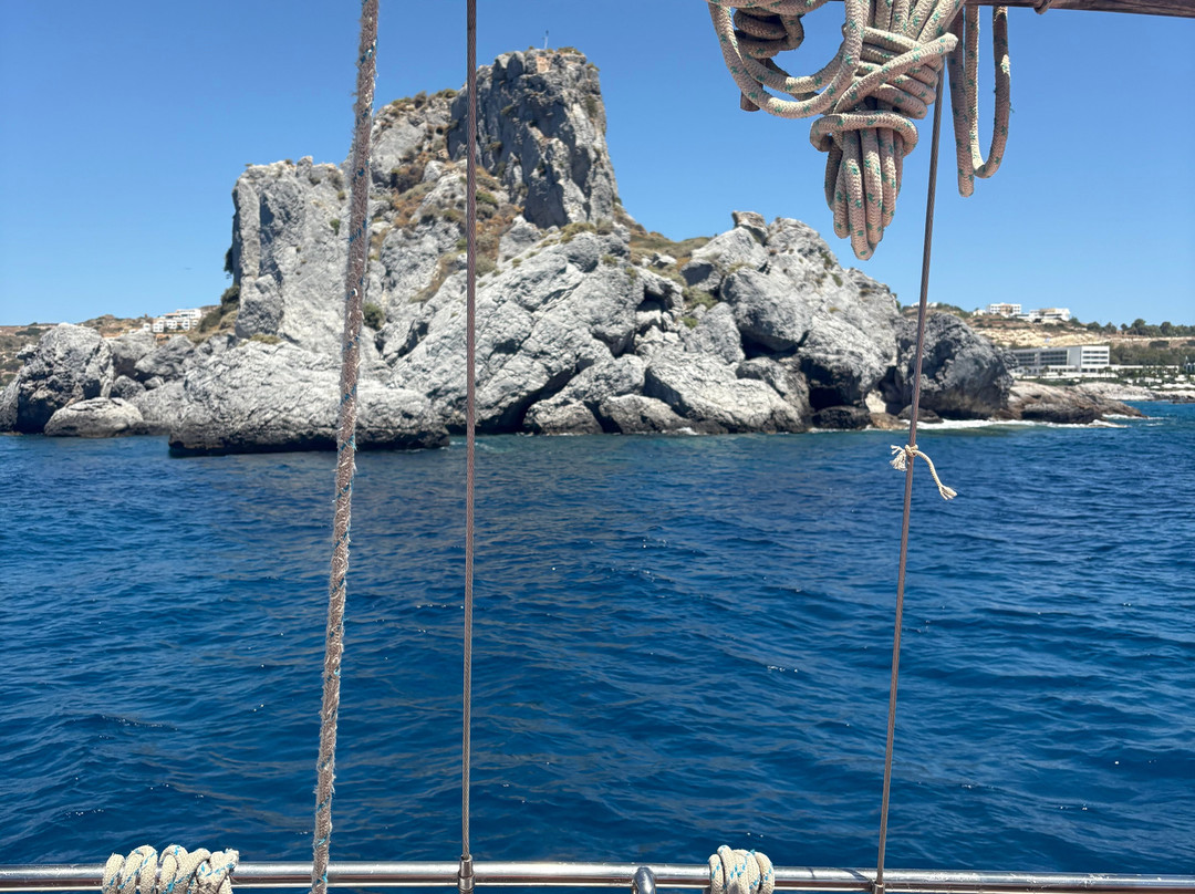 Zeus Superior Cruises-卡达米那必去景点