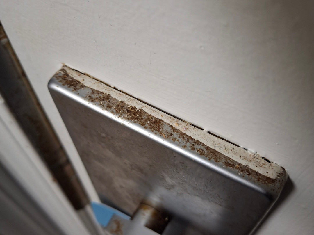 Suburban Studio主图