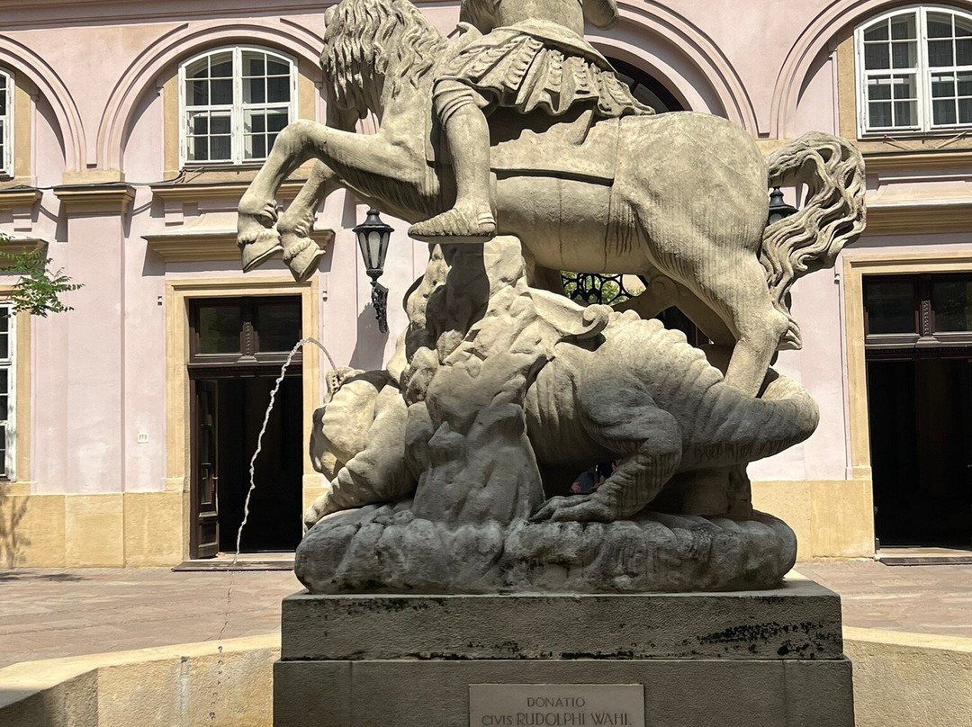 Fountain of St. George and the Dragon-布拉迪斯拉发必去景点