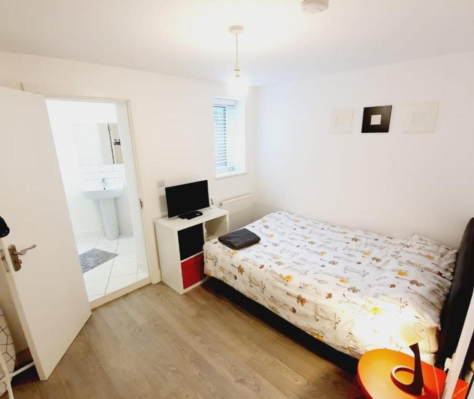 Chelmsford Town Centre New Modern Apartments
