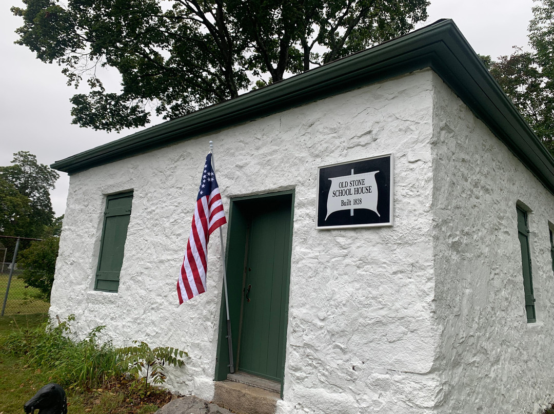 Old Stone Schoolhouse Museum
