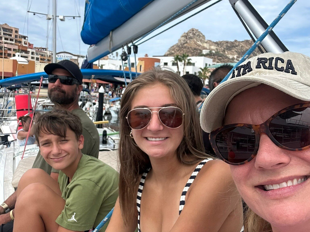 Cabo Adventures - Luxury Sailing Adventure-卡波圣卢卡斯必去景点