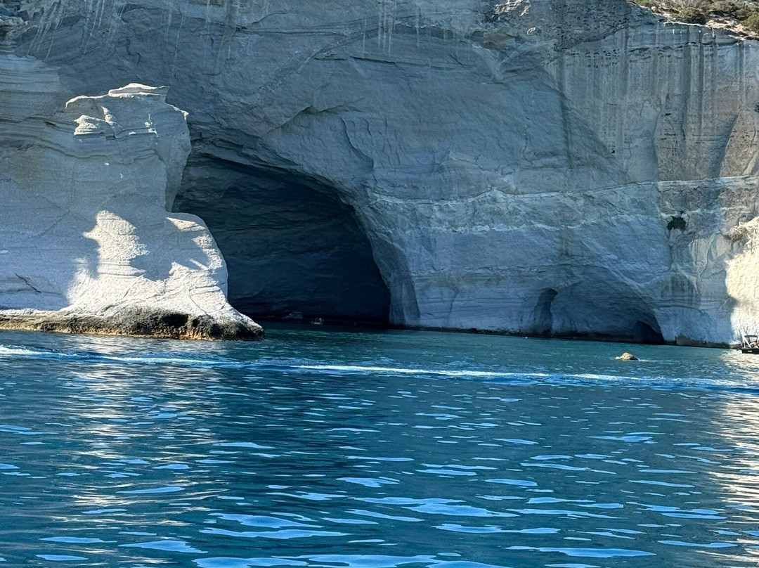 Excellent Yachting-Adamas必去景点