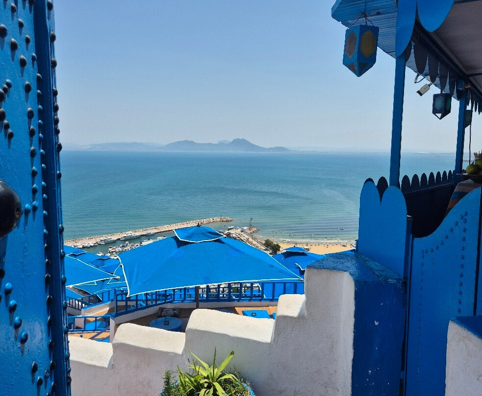 Cafe des Delices-蓝白小镇必去景点