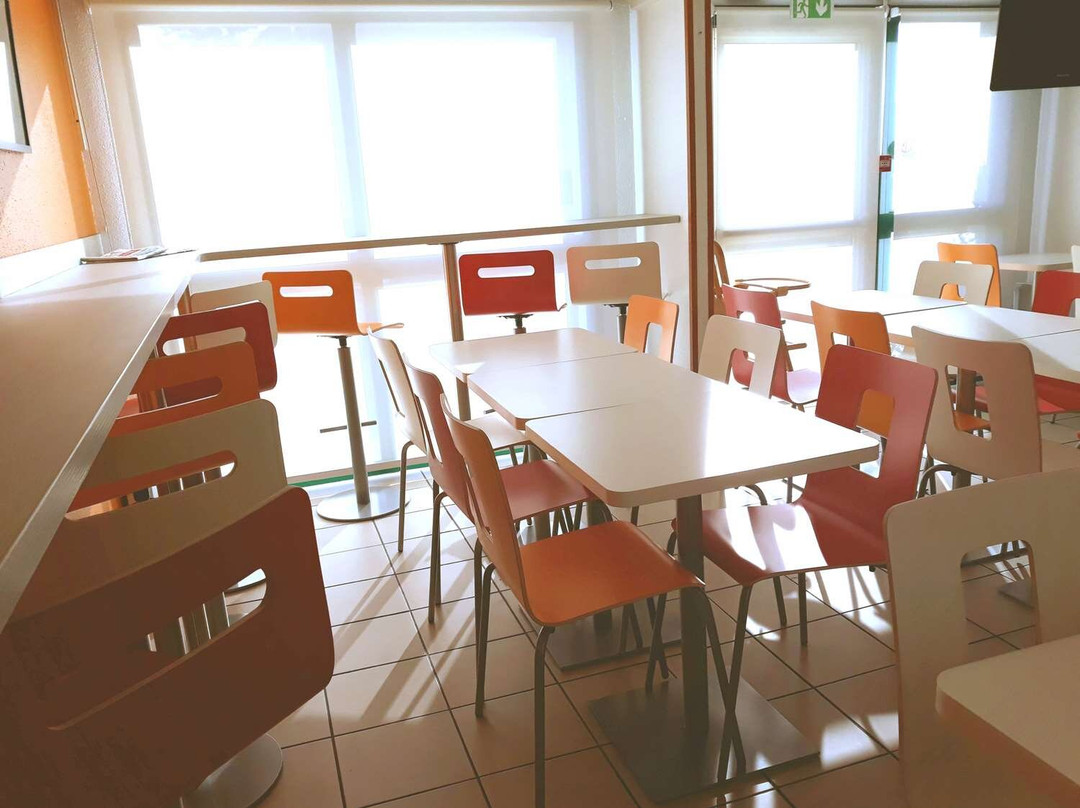 Kyriad Orleans Ouest - La Chapelle Saint Mesmin主图