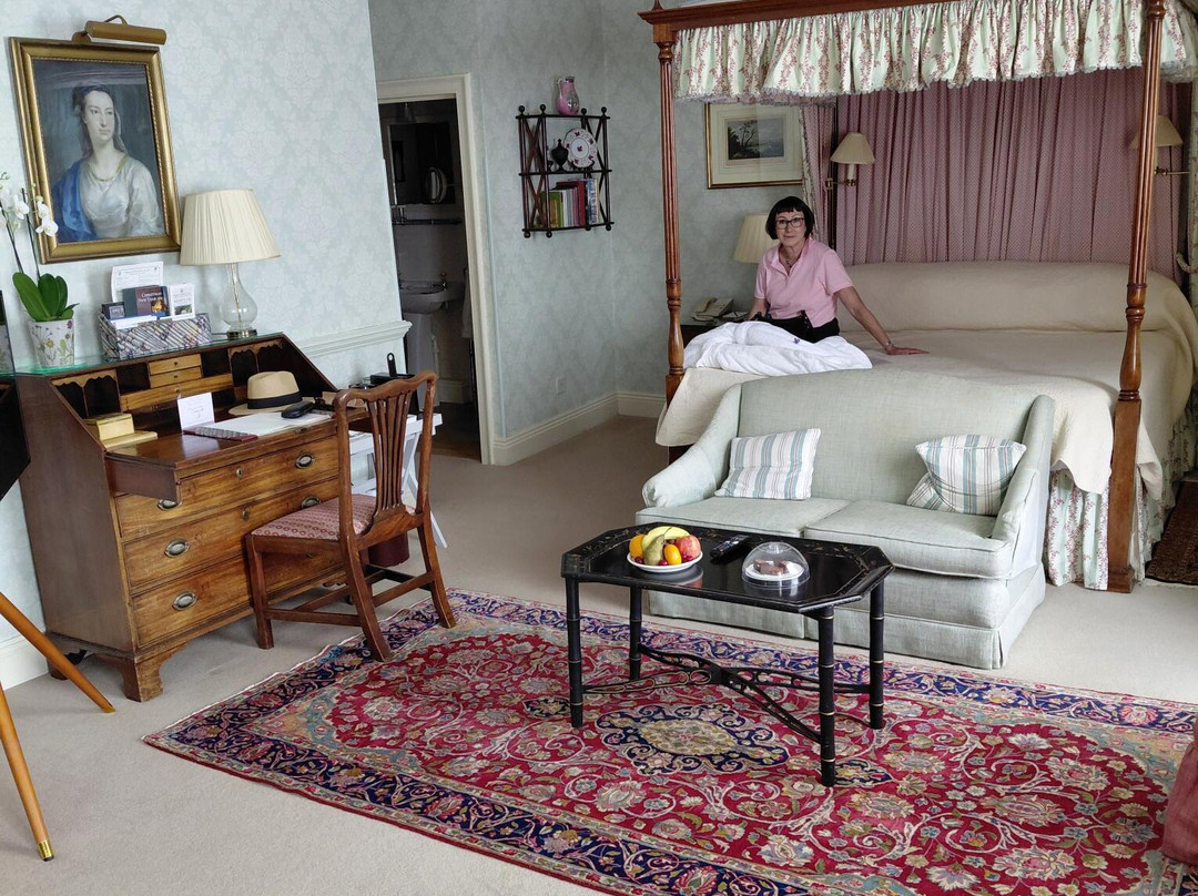 米德尔索普Spa酒店主图