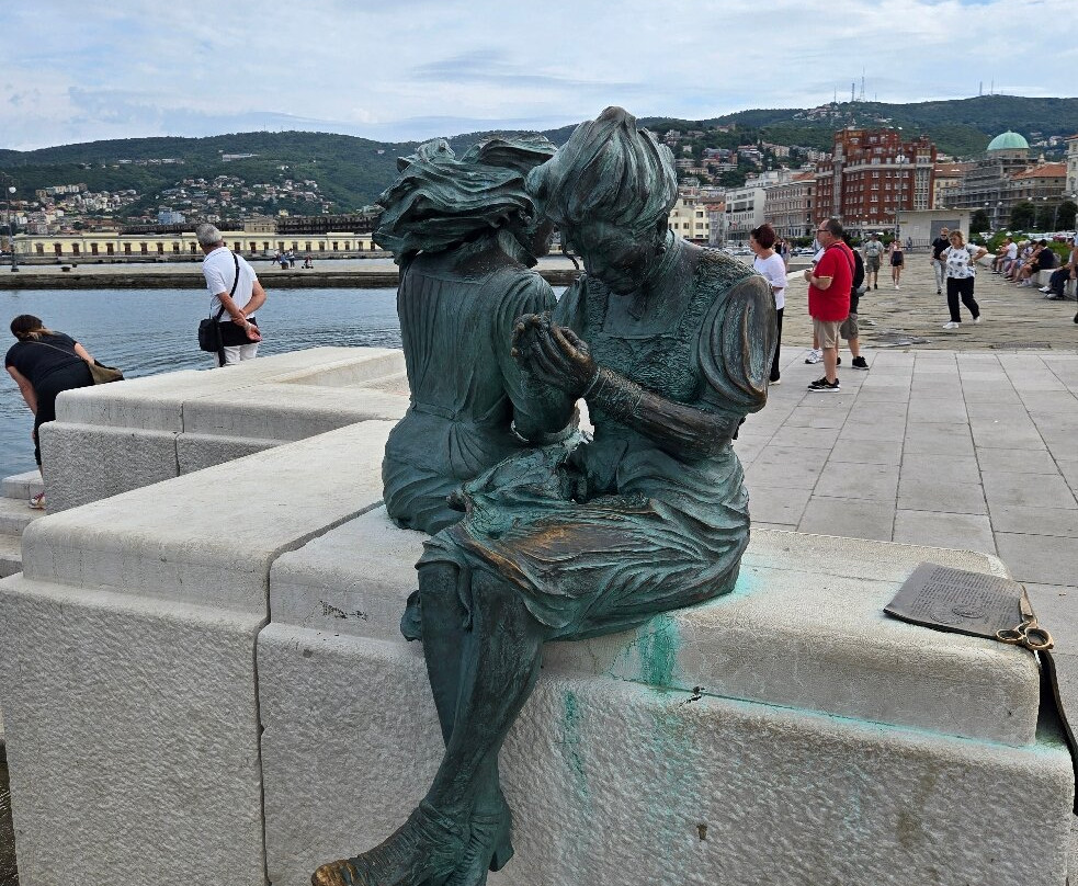 Le Ragazze di Trieste-的里雅斯特必去景点
