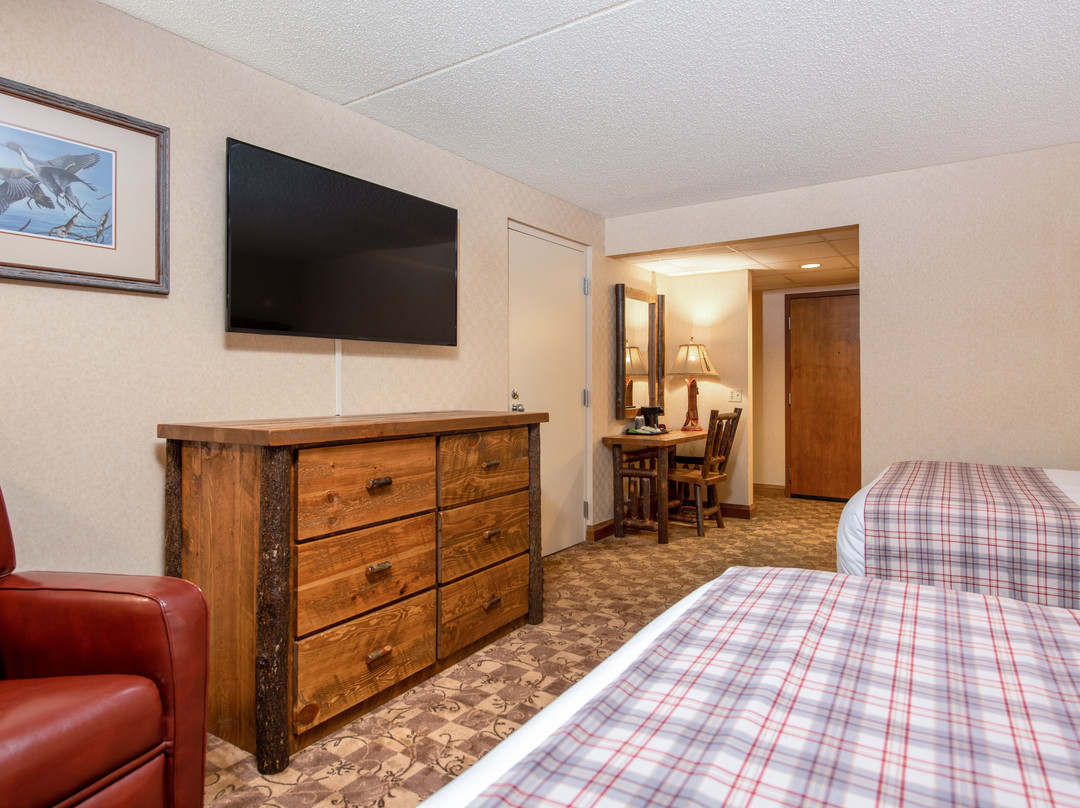 Lodge Of The Ozarks主图